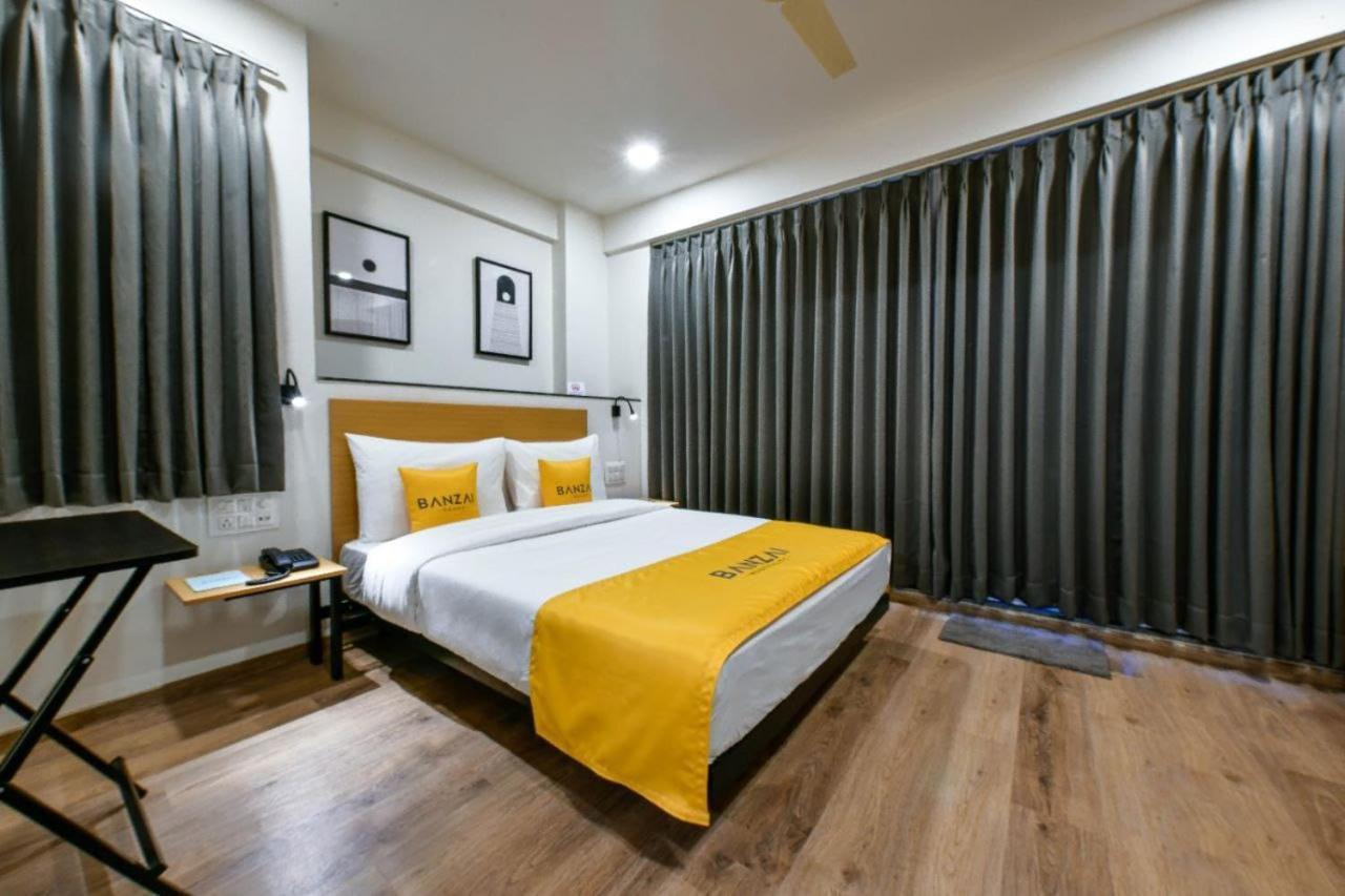 Banzai Rooms Nashik Zewnętrze zdjęcie